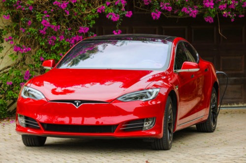 tesla model s - electric car